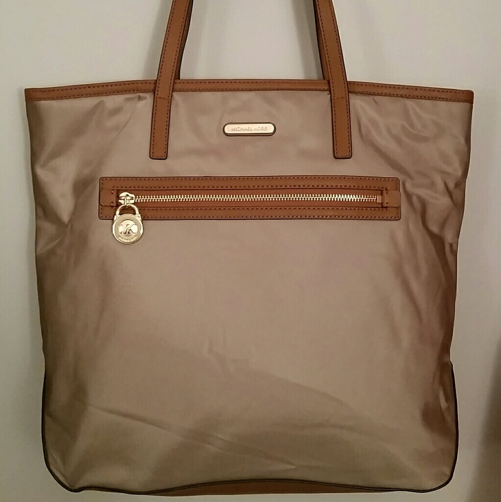 New Michael Kors large tote